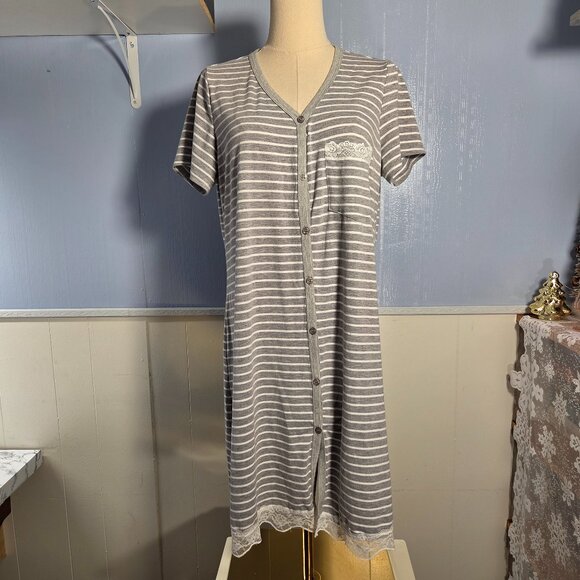 Ekouaer Other - Ekouaer Small Gray White Lace Detail V Neck Button Up Summer Nightgown